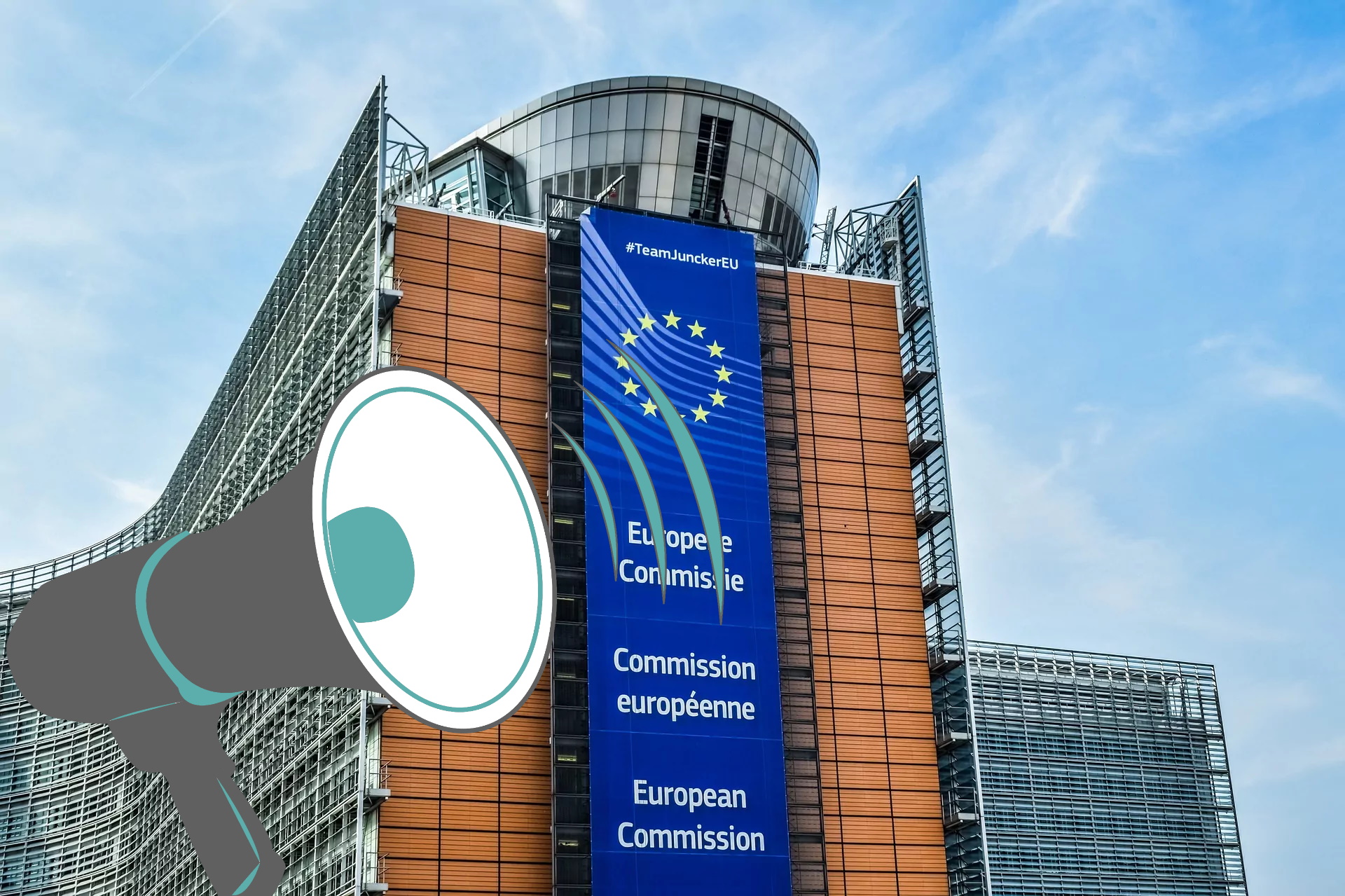 Sitz der Europäischen Kommission - Feedback via Megaphon